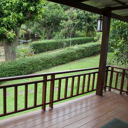 บ้านธานี Choeng Mon Esterno foto